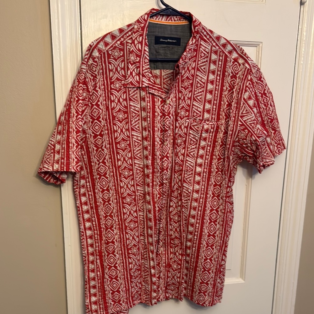 Tommy Bahama Hawaiin Red Patterned Men's Shirt